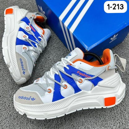 ADIDAS SIKAIGE